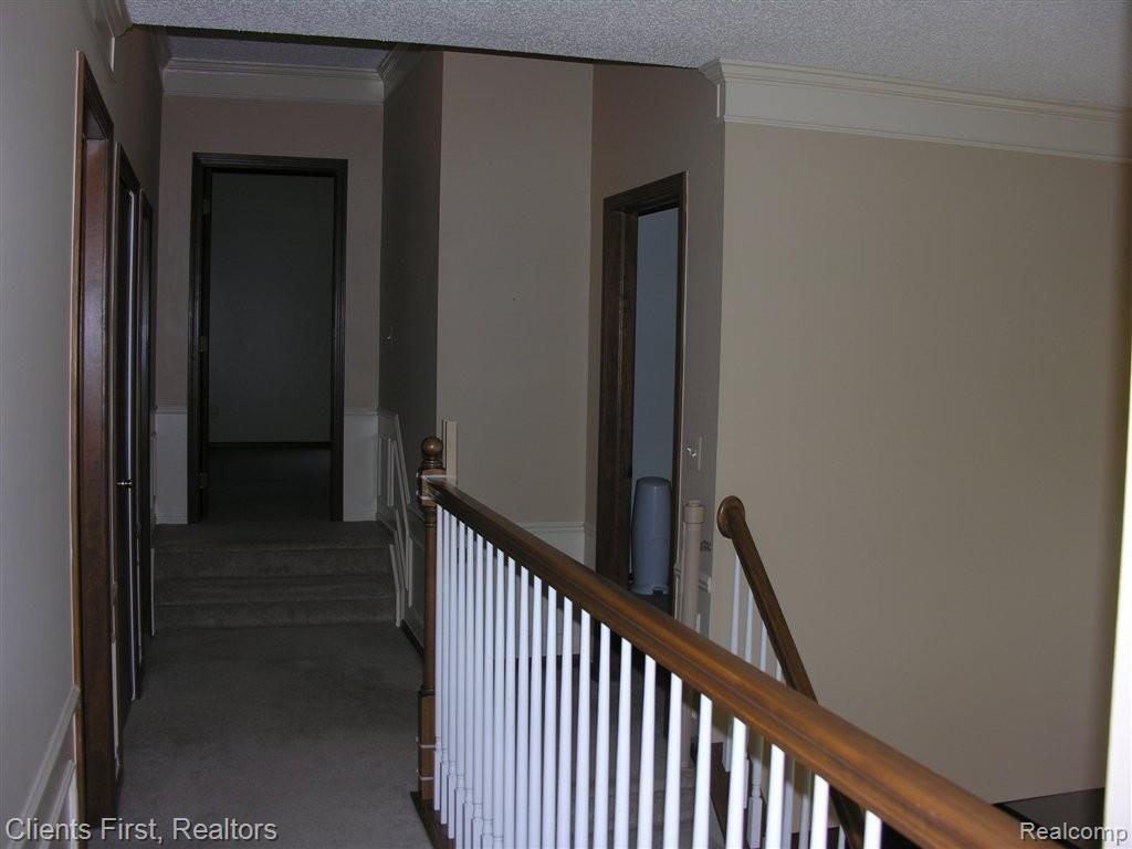 44974 Danbury Road Canton, MI 48188 - Photo 26 of 43 UPPER HALL