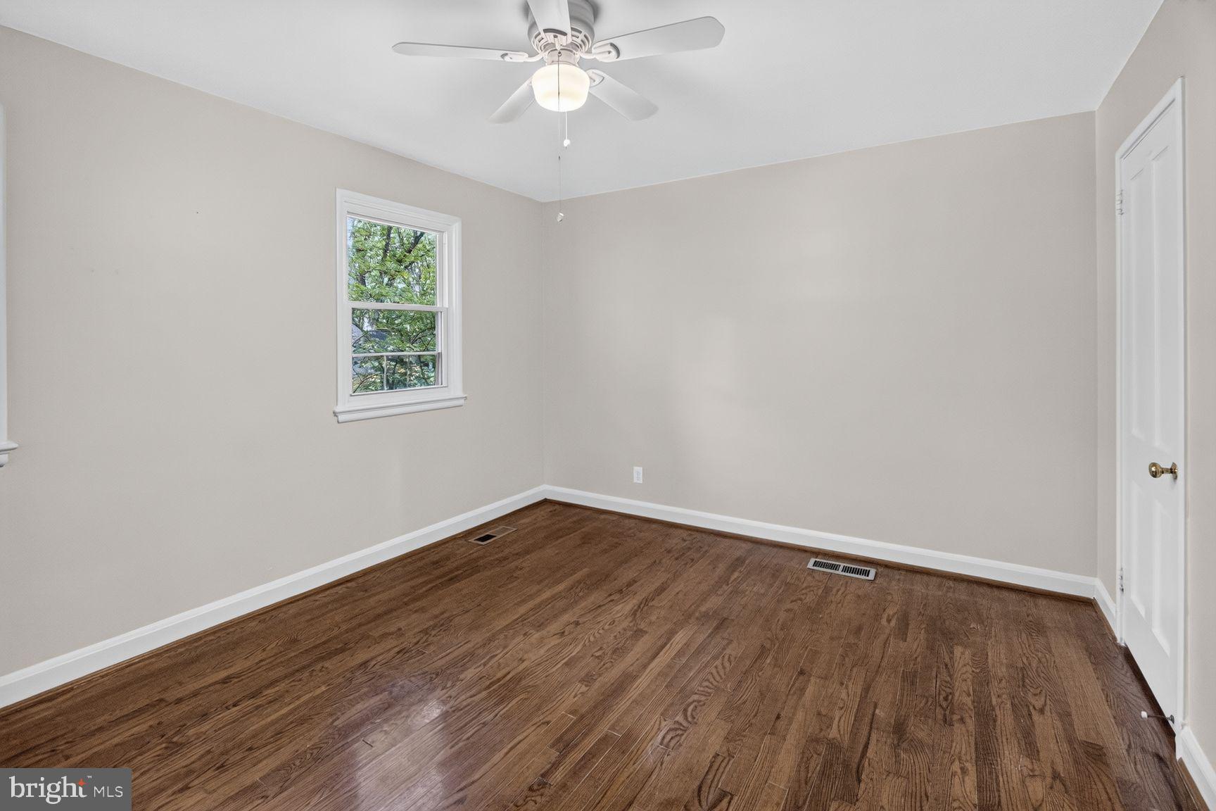 8640 Geren Road, Unit 143 Silver Spring, MD 20901 - Photo 19 of 27