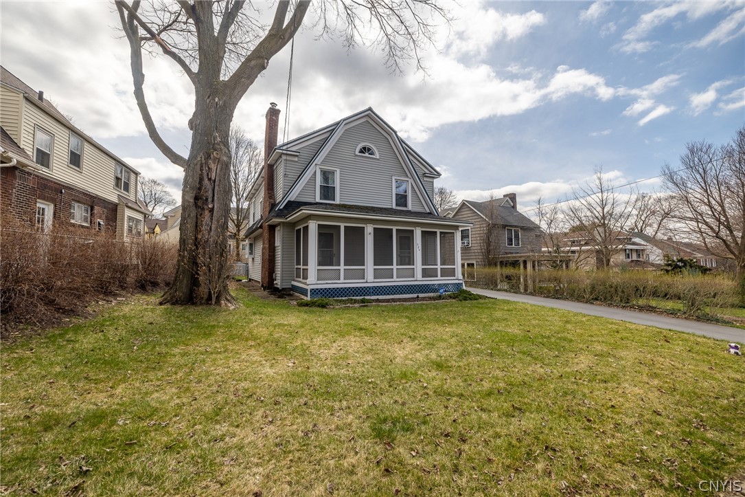 320 Salt Springs Road Syracuse, NY 13224 - Photo 1 of 37