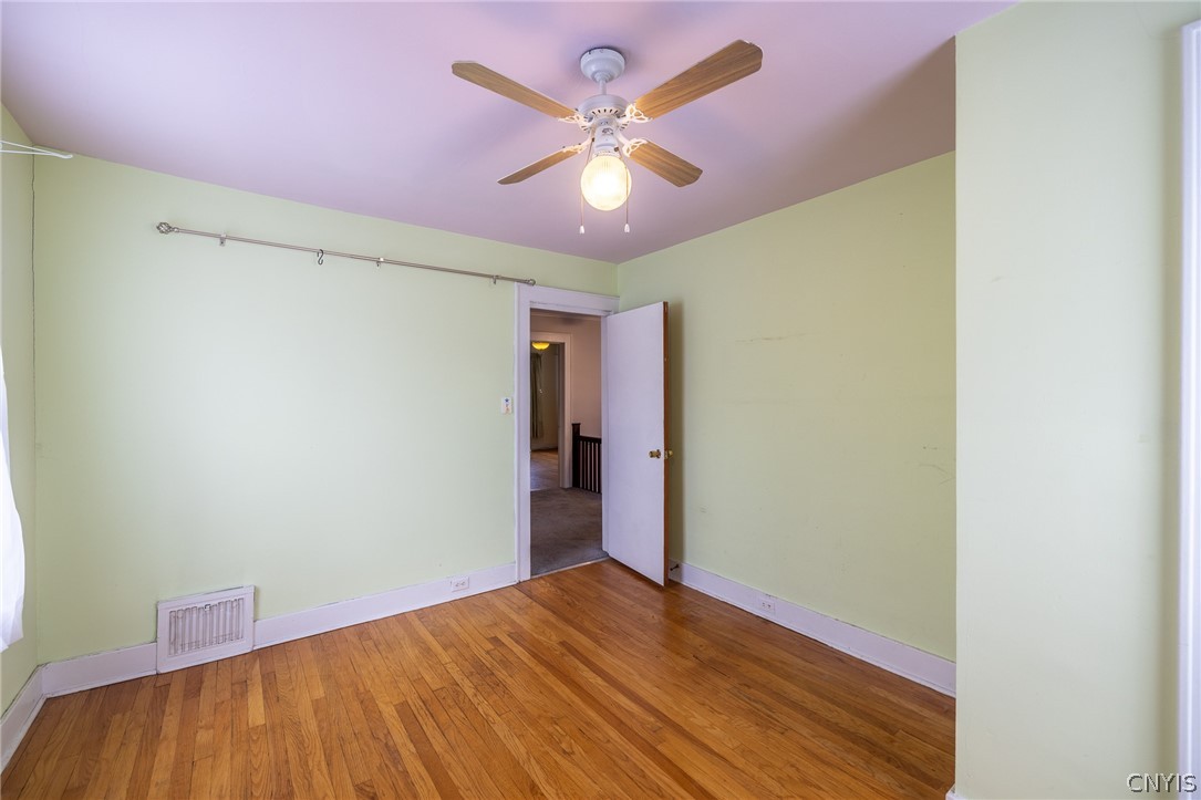 320 Salt Springs Road Syracuse, NY 13224 - Photo 27 of 37