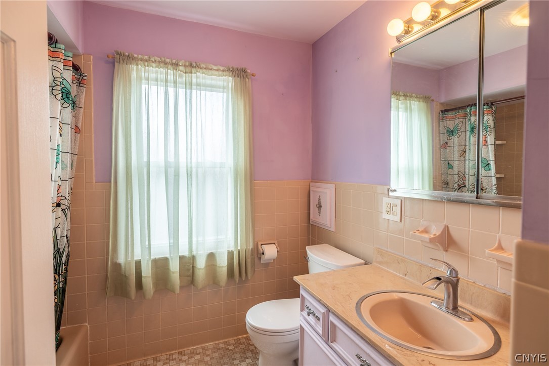 320 Salt Springs Road Syracuse, NY 13224 - Photo 29 of 37