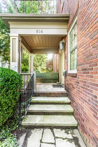 $350,000 | 914 South Center Street, Terre Haute, IN 47807