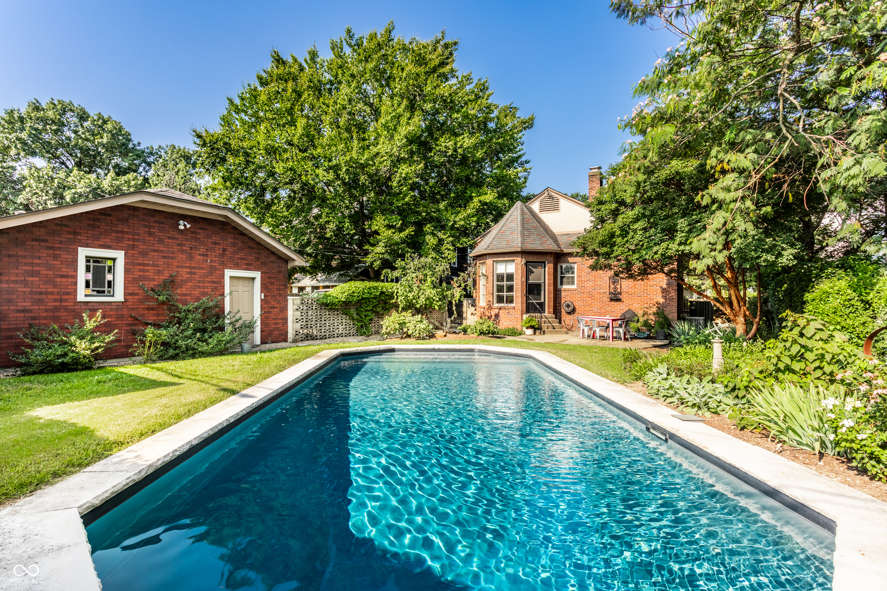 914 South Center Street Terre Haute, IN 47807 - Photo 27 of 32