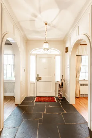 $350,000 | 914 South Center Street, Terre Haute, IN 47807