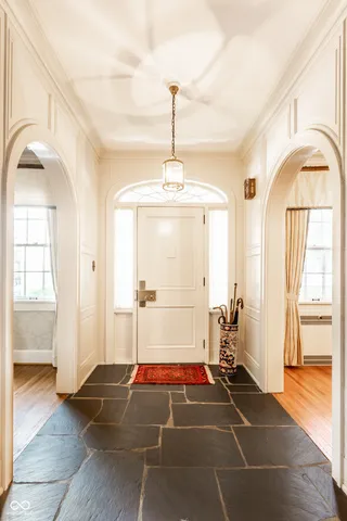 $350,000 | 914 South Center Street, Terre Haute, IN 47807