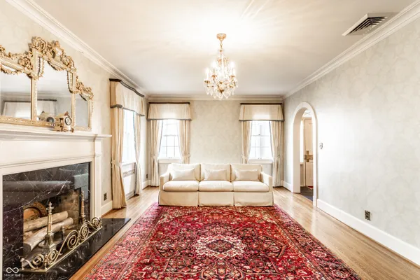 $350,000 | 914 South Center Street, Terre Haute, IN 47807