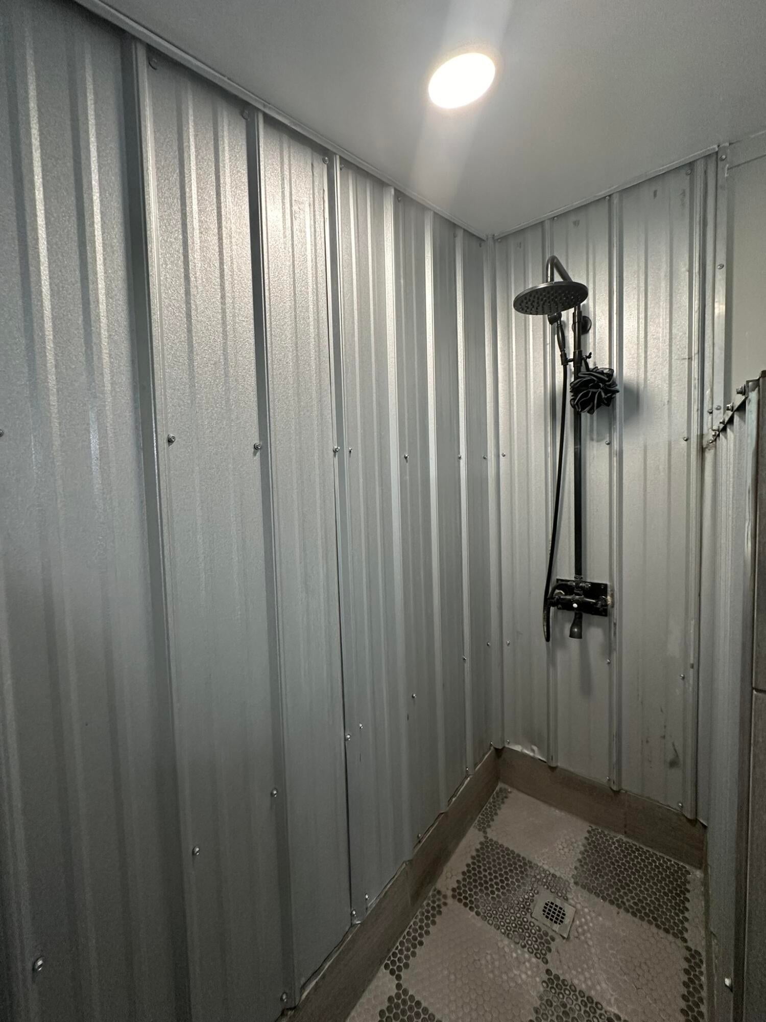 31 3rd Street Metolius, OR 97741 - Photo 27 of 47 Primary Bathroom