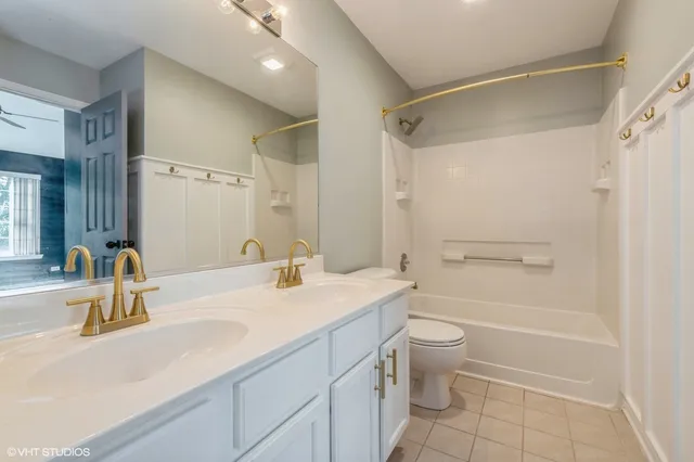 $2,700 | 1419 New Haven Drive, Cary, IL 60013