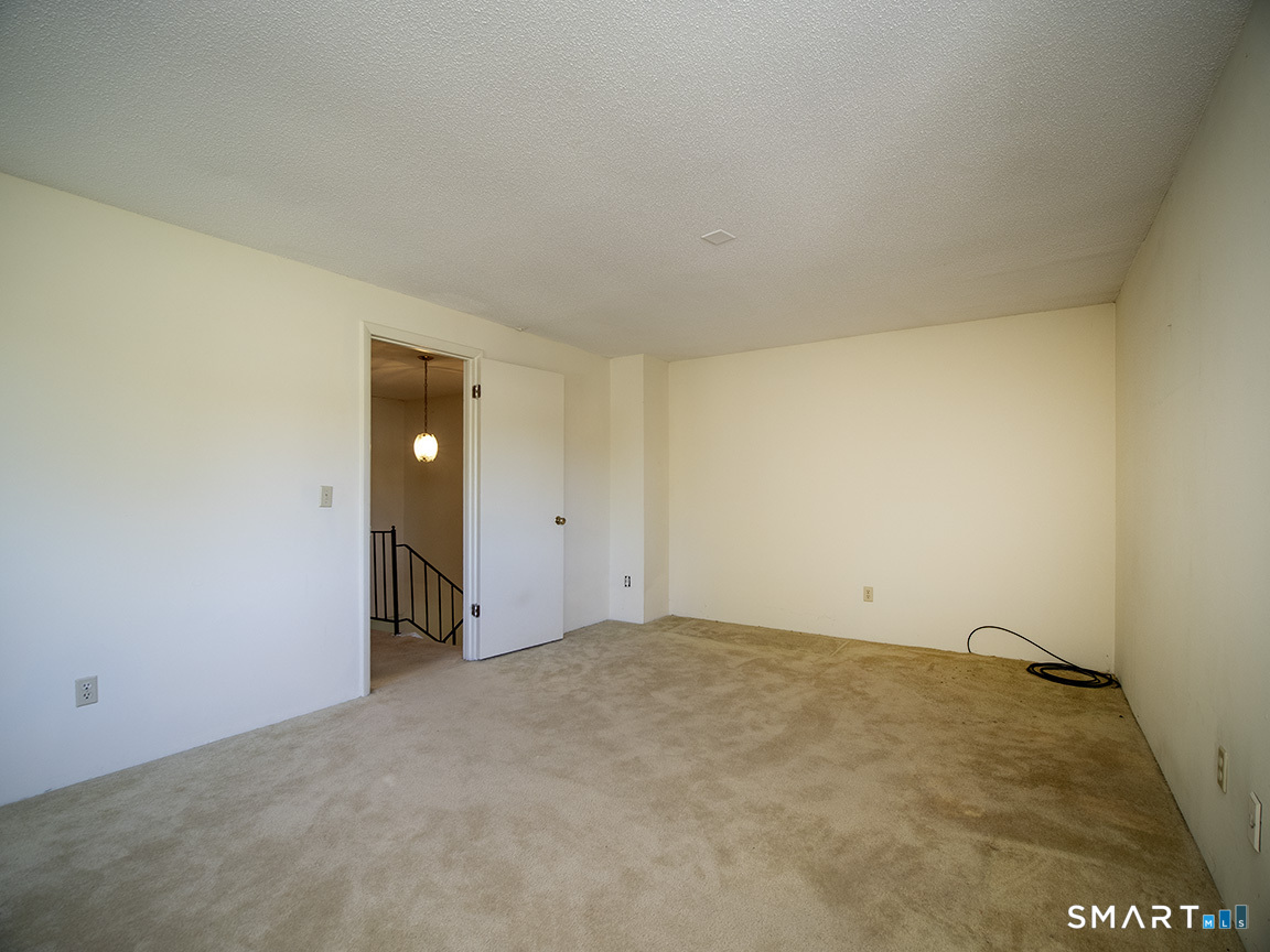 6 Meeting House Road, Unit A Stratford, CT 06614 - Photo 13 of 28 Gallery Image 13