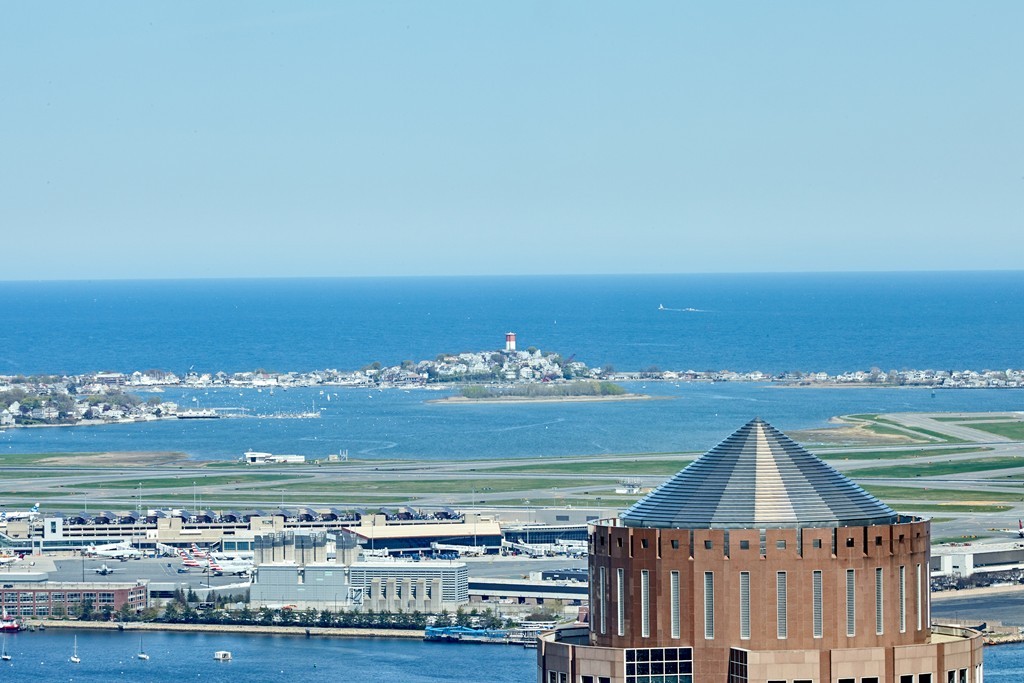 1 Franklin Street, Unit PH4E Boston, MA 02110 - Photo 10 of 30 a view of a city