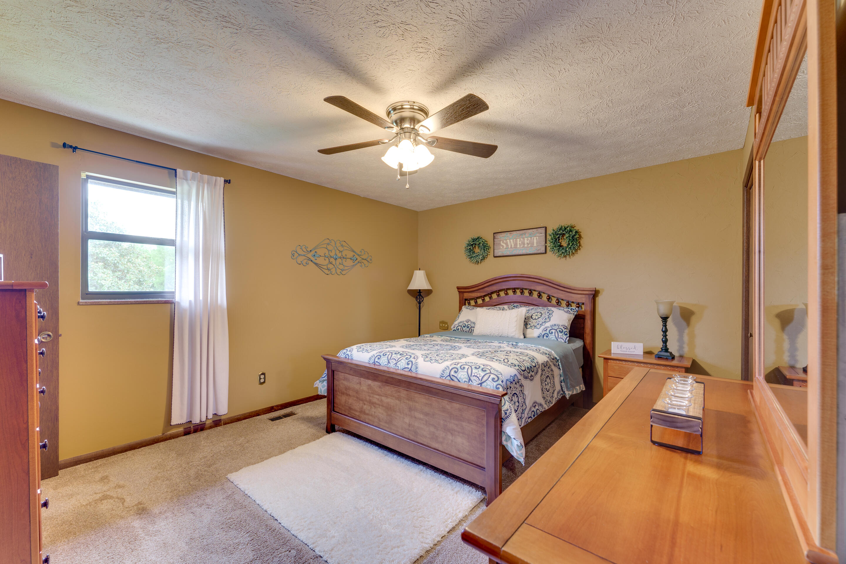 8824 East Emory Road Corryton, TN 37721 - Photo 6 of 28 master bed 1