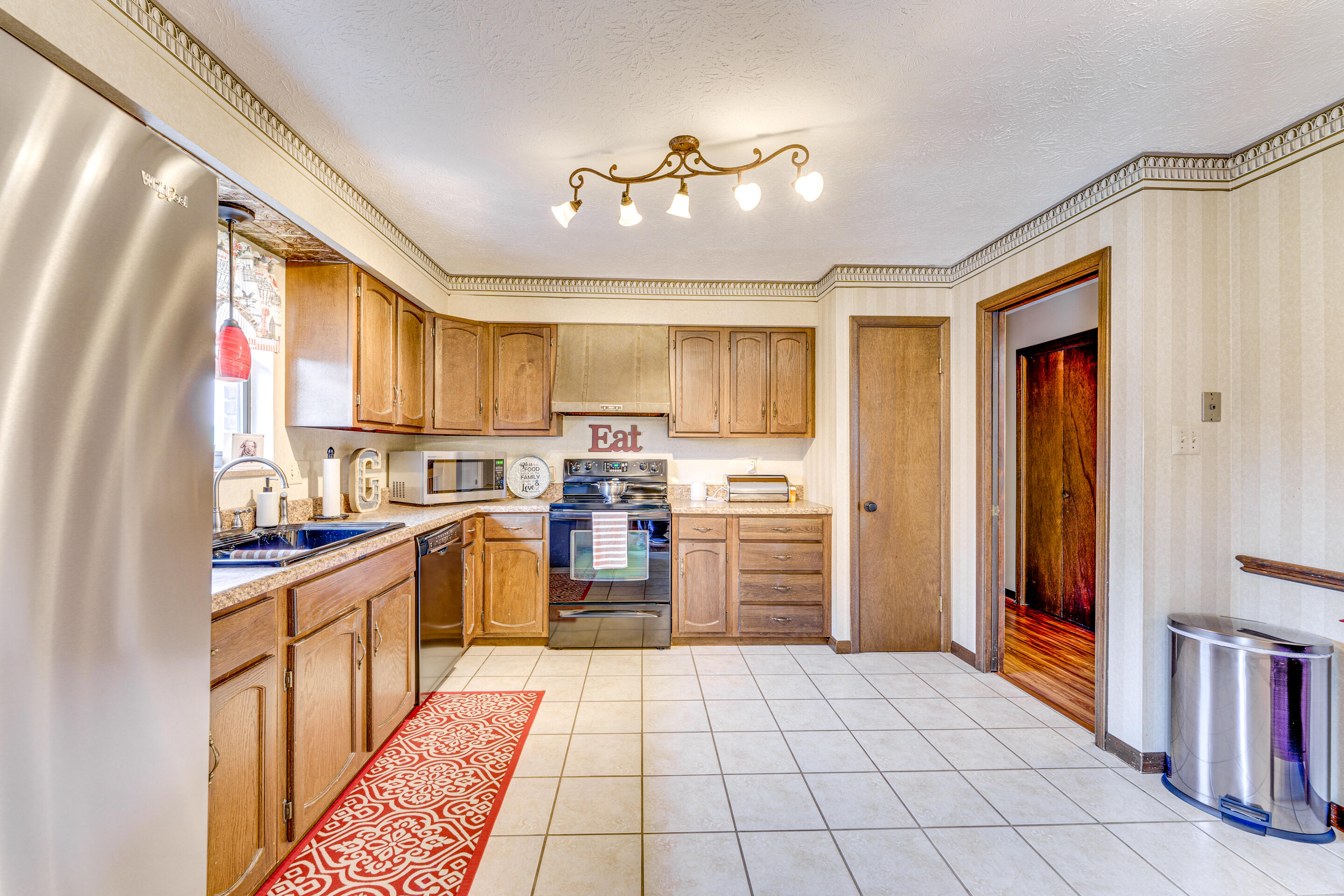 8824 East Emory Road Corryton, TN 37721 - Photo 10 of 28 2. kitchen 2