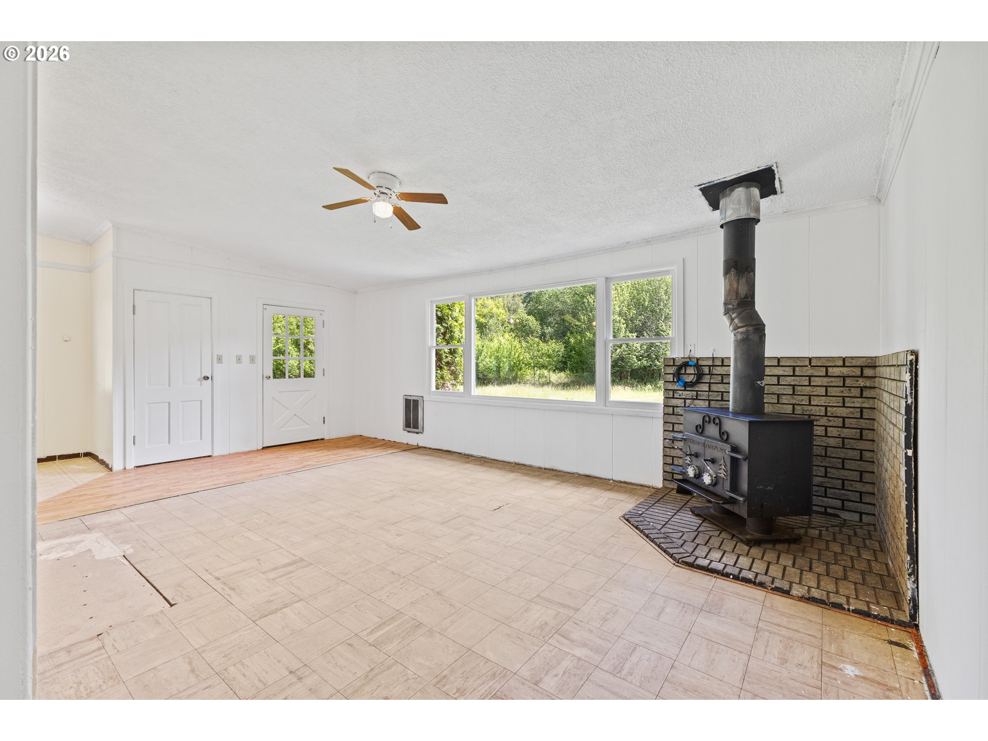 15181 Sitkum Lane Myrtle Point, OR 97458 - Photo 17 of 33