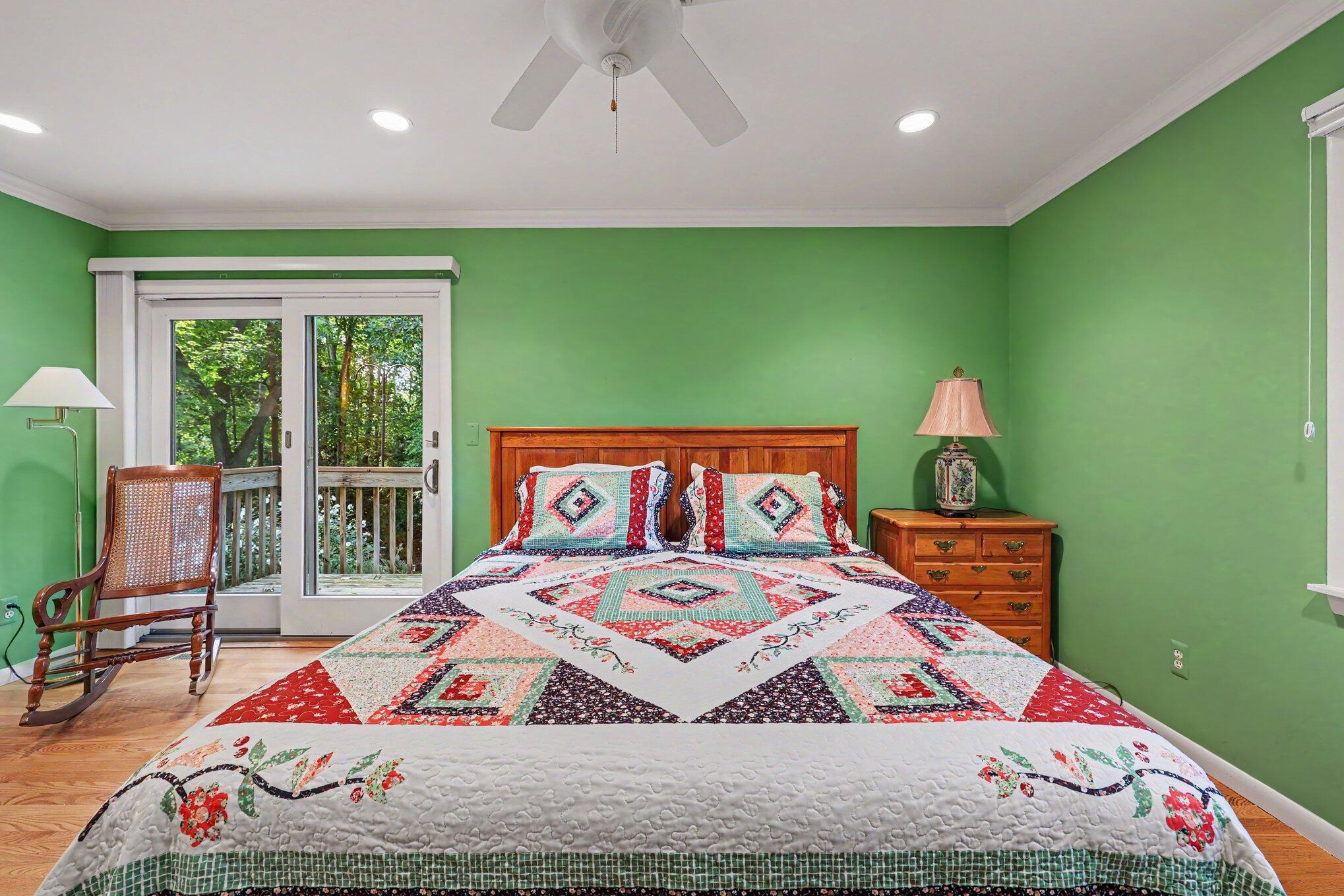 2514 Hawthorne Road Ann Arbor, MI 48104 - Photo 37 of 86 044_file_9949