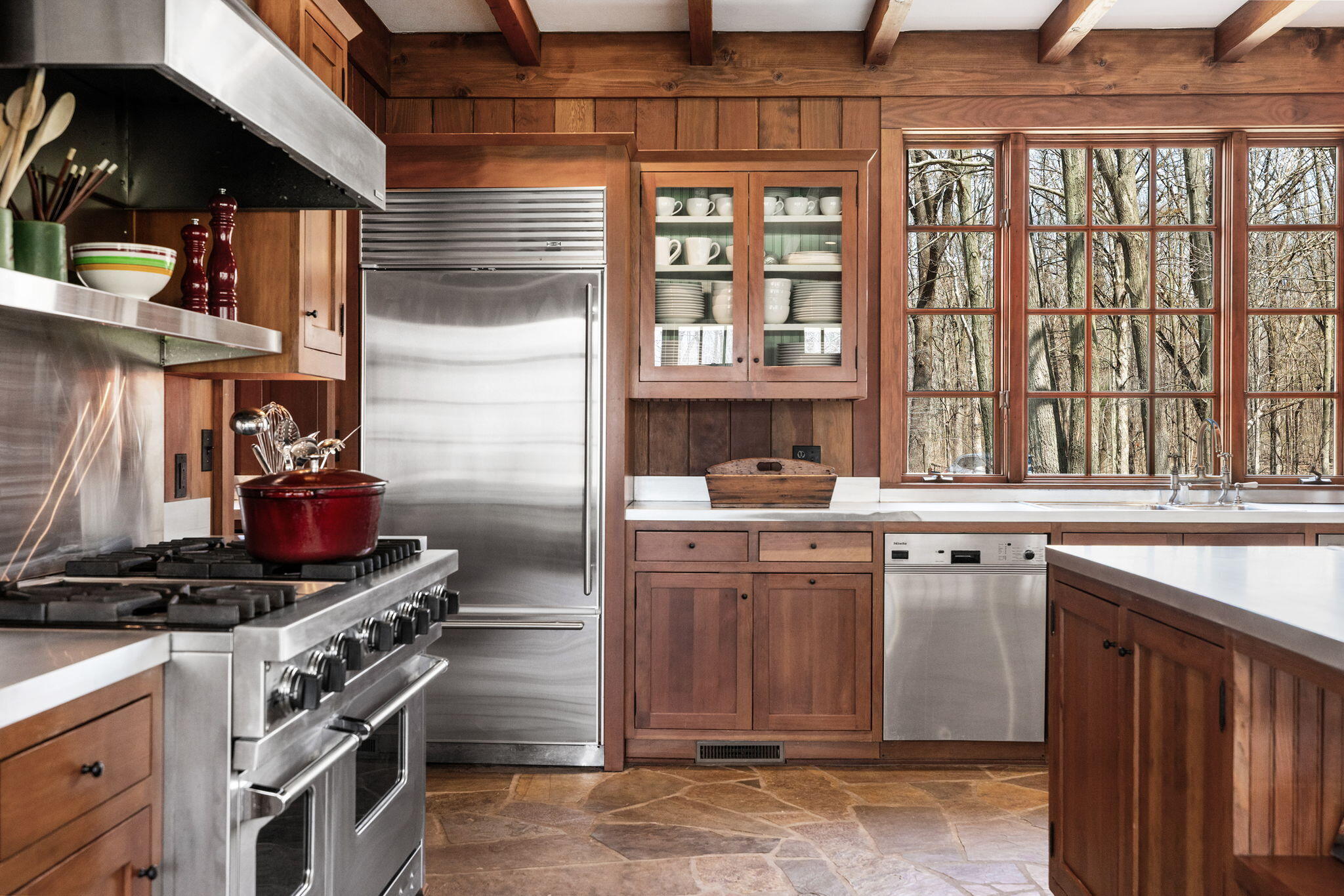 6852 West East Road Lakeside, MI 49128 - Photo 14 of 53 Main - Kitchen