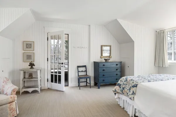 $4,895,000 | 6852 West East Road, Lakeside, MI 49128