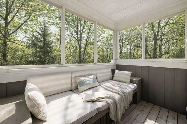 $4,895,000 | 6852 West East Road, Lakeside, MI 49128