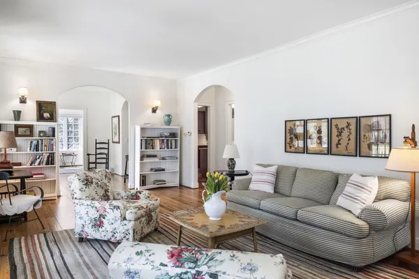 $4,895,000 | 6852 West East Road, Lakeside, MI 49128