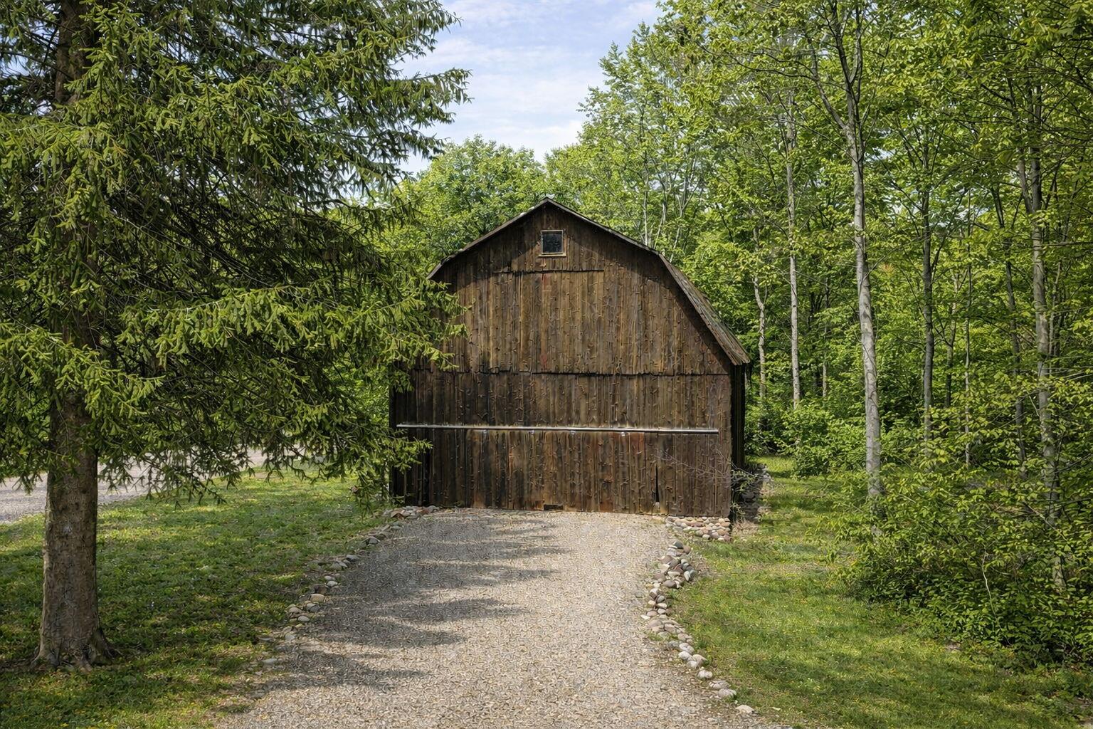 6852 West East Road Lakeside, MI 49128 - Photo 4 of 53 Historic Barn