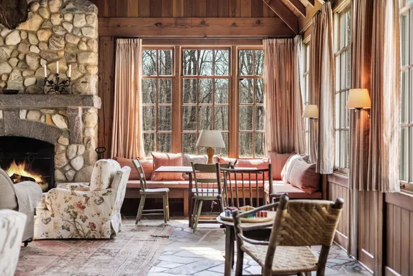 $4,895,000 | 6852 West East Road, Lakeside, MI 49128