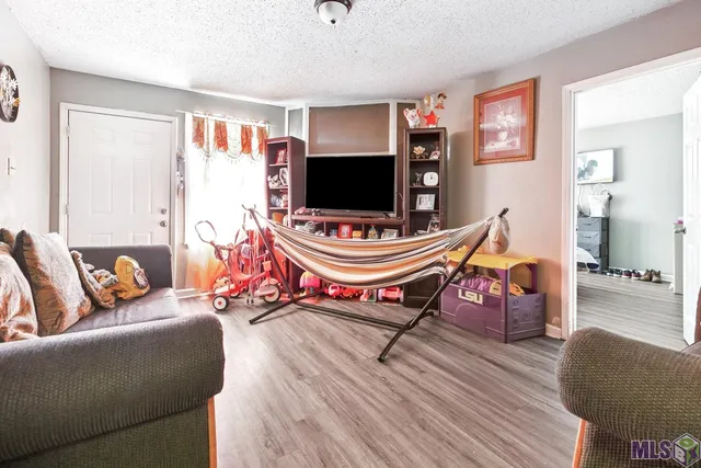 $325,000 | 8251 Skysail Avenue, Baton Rouge, LA 70820