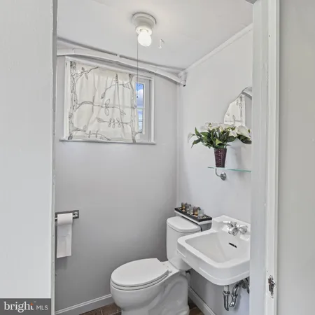 a view of a storage & utility room