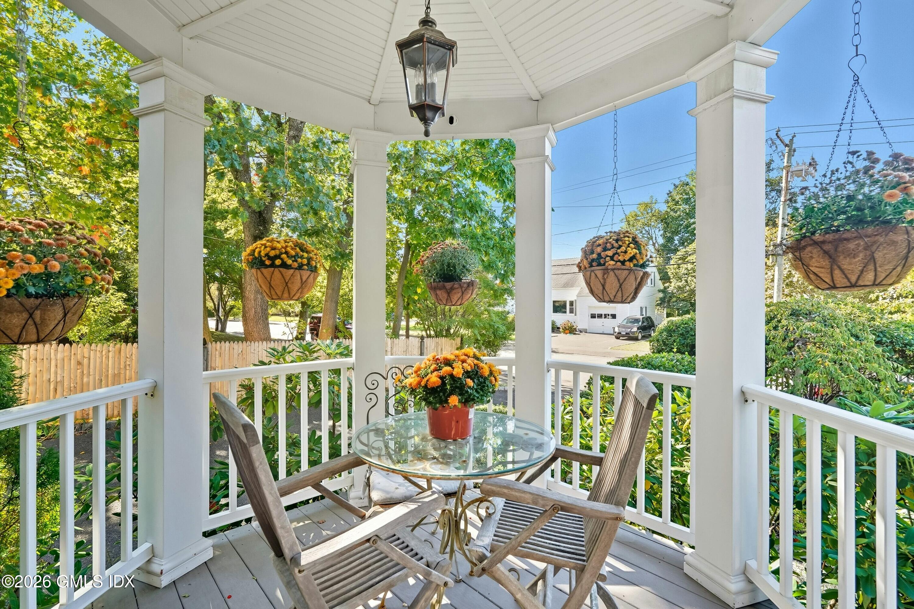 73 Mead Avenue Greenwich, CT 06830 - Photo 3 of 24 003-489588-70-print-73 Mead Ave, Greenwi