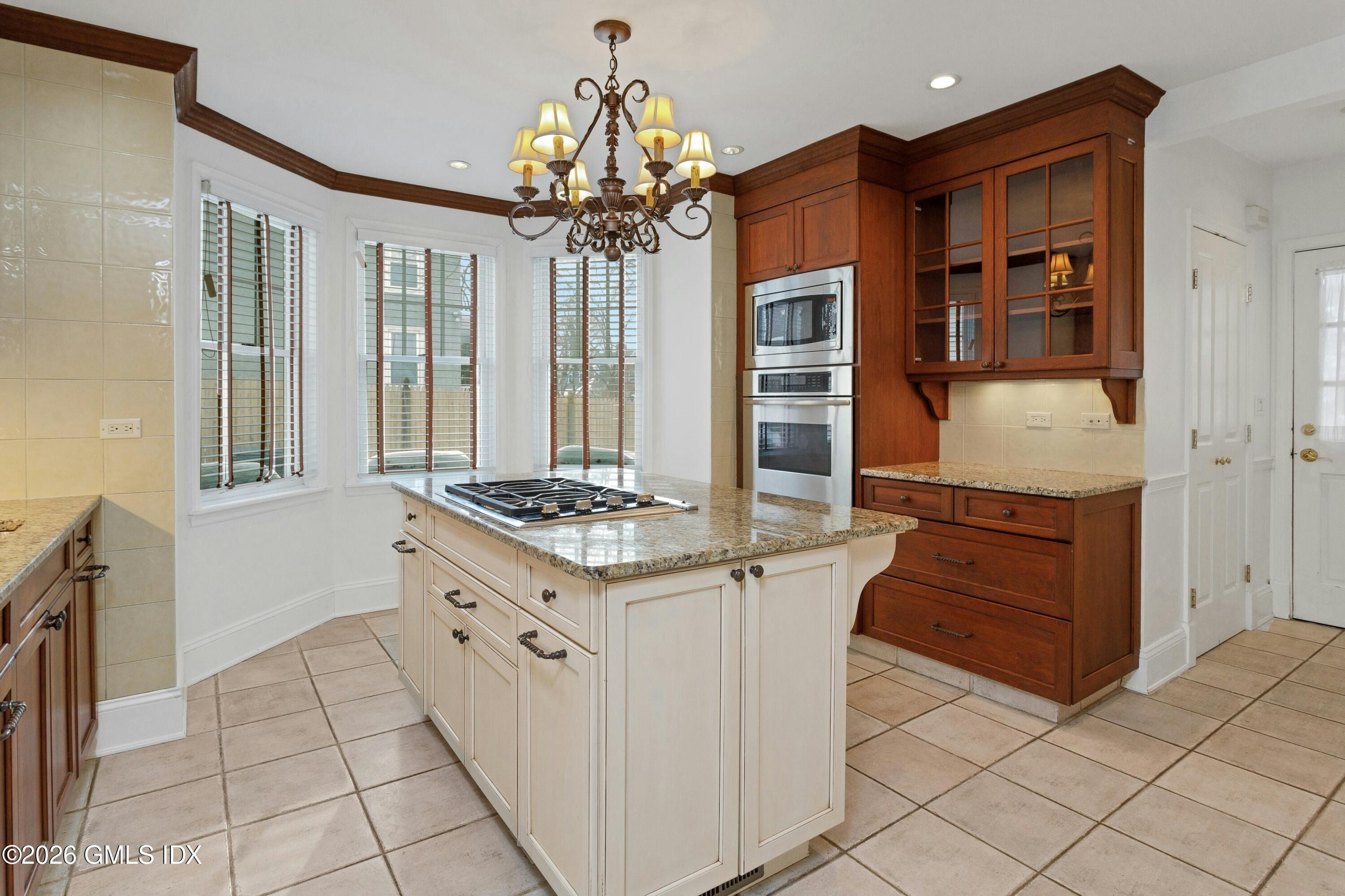 73 Mead Avenue Greenwich, CT 06830 - Photo 7 of 24 007-489588-_X0A6096_14474204