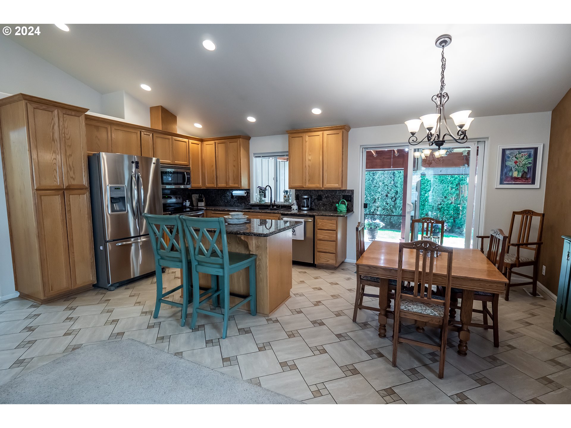 3582 Korbel Street Eugene, OR 97404 - Photo 7 of 32 a view of a dining room with furniture window and outside view