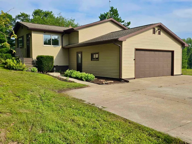 $499,000 | 10255 Jason Avenue, Sparta, WI 54656