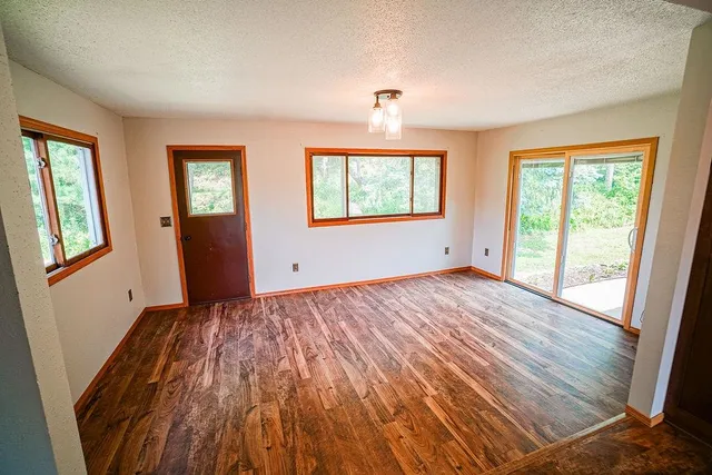 $499,000 | 10255 Jason Avenue, Sparta, WI 54656