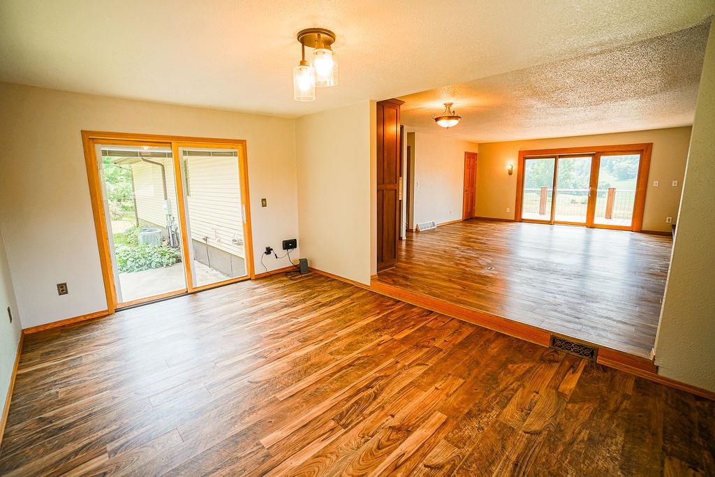 10255 Jason Avenue Sparta, WI 54656 - Photo 18 of 77