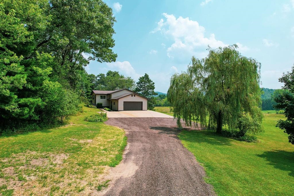 10255 Jason Avenue Sparta, WI 54656 - Photo 7 of 77