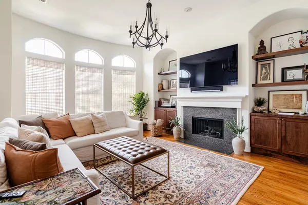 $7,000 | 6515 Minola Street, Houston, TX 77007