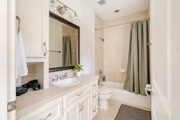 $7,000 | 6515 Minola Street, Houston, TX 77007