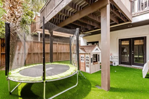 $7,000 | 6515 Minola Street, Houston, TX 77007