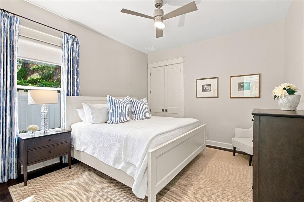 3103 West Hawthorne Road Tampa, FL 33611 - Photo 35 of 60 Gallery Image 35
