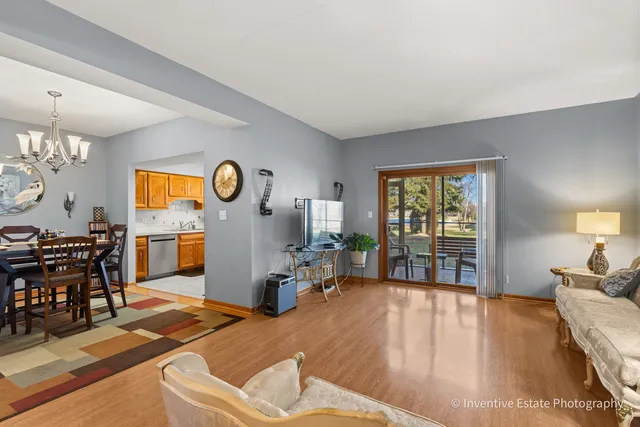 $259,900 | 6540 Pine Trail Lane, Unit 2, Tinley Park, IL 60477