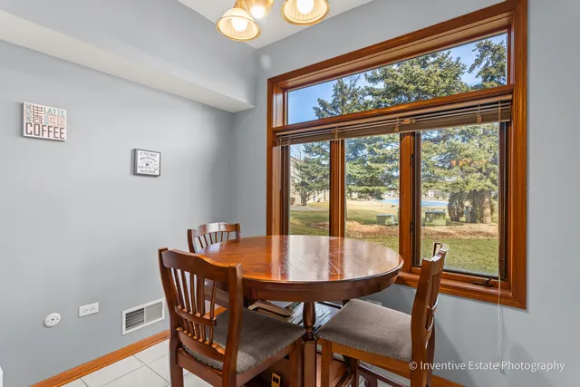 $259,900 | 6540 Pine Trail Lane, Unit 2, Tinley Park, IL 60477