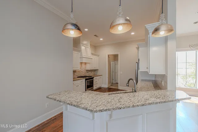 $319,900 | 430 Emerald Trail, Brandon, MS 39047