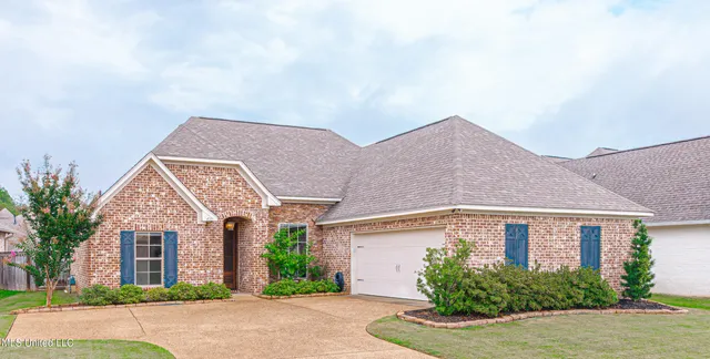 $319,900 | 430 Emerald Trail, Brandon, MS 39047