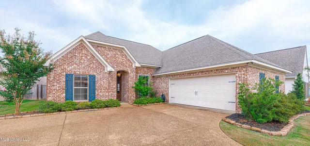 $319,900 | 430 Emerald Trail, Brandon, MS 39047