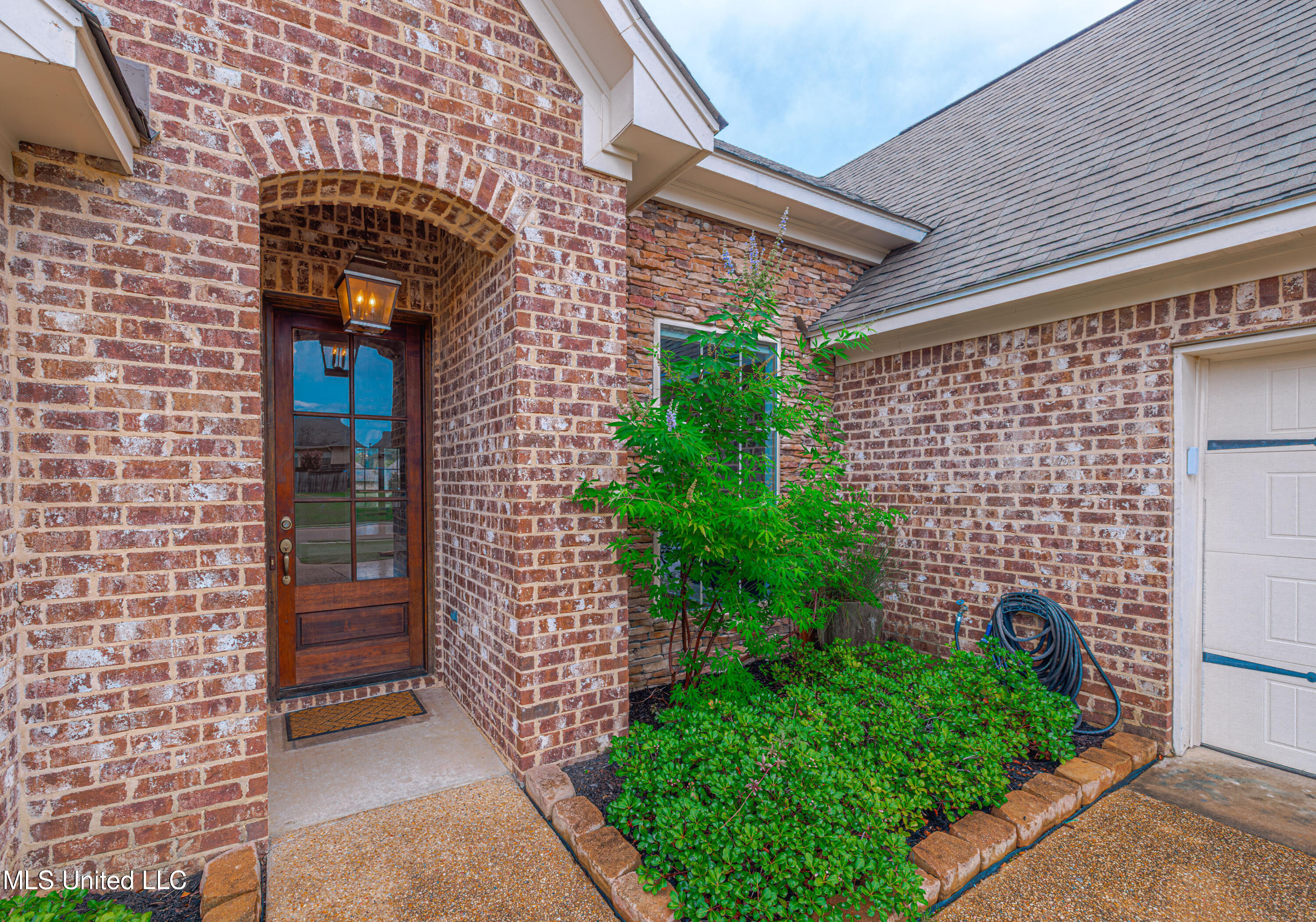 430 Emerald Trail Brandon, MS 39047 - Photo 5 of 49 1R4A7241