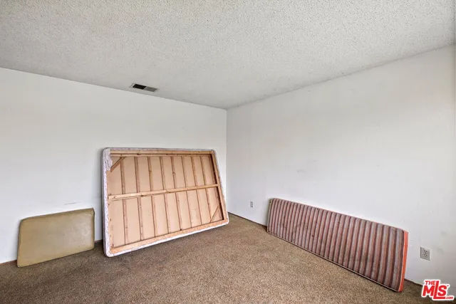 $199,900 | 1112 Valencia Avenue, Delano, CA 93215