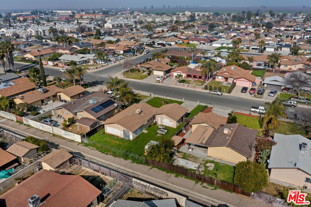 1112 Valencia Avenue Delano, CA 93215 - Photo 47 of 55 an aerial view of a city
