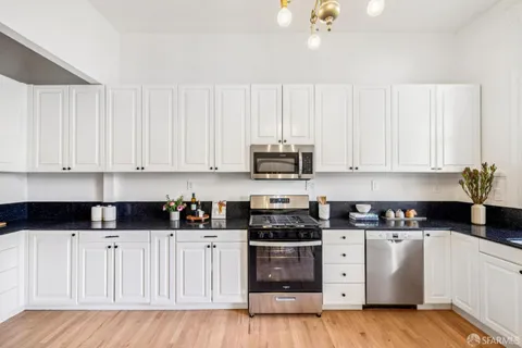 $1,350,000 | 138 Scott Street, San Francisco, CA 94117