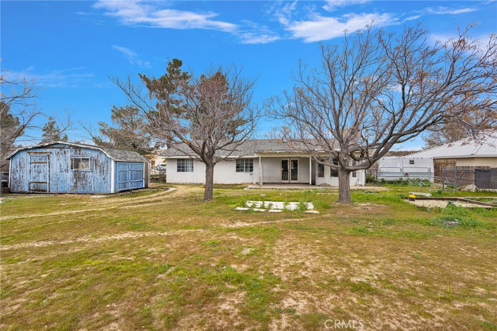 17405 Adobe Street Hesperia, CA 92345 - Photo 6 of 16