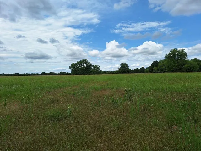 $950,000 | 2403 County Road 3210, Windom, TX 75492