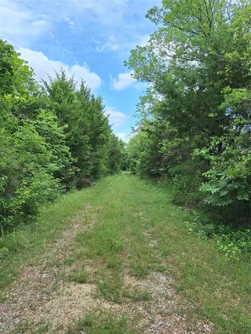 $950,000 | 2403 County Road 3210, Windom, TX 75492