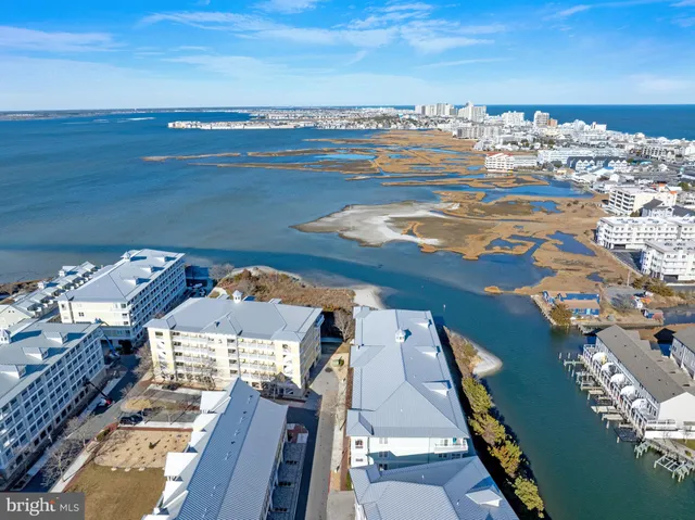 $599,900 | 4 Hidden Cove Way, Unit 4D, Ocean City, MD 21842